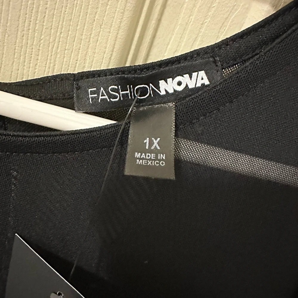 NWT Fashion Novs Meet Me After Dark Velvet Mini Dress Size 1X - Picture 4 of 5